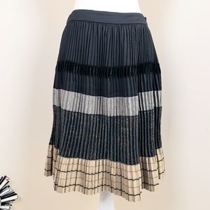 ETRO made in Italy pleated skirt